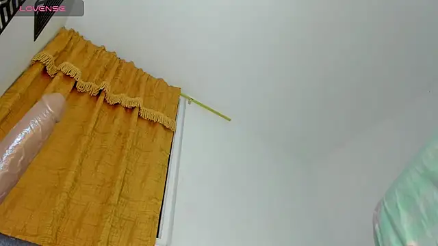 Snapshot of Bigdickgirls_02 chatting on 12-30-24, 06:09 Bigdickgirls 02 online show from 12-30-24, 06:09