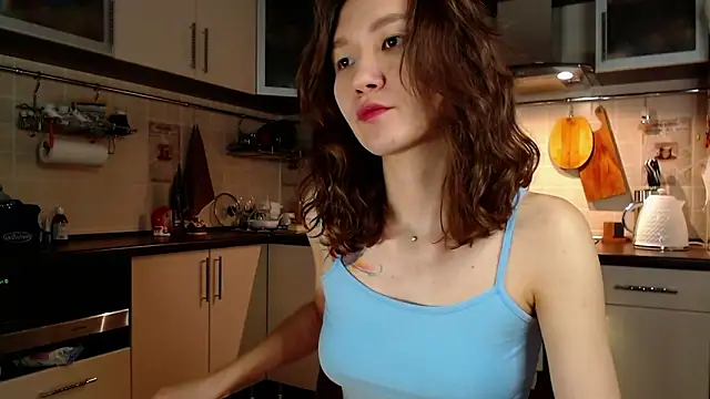 Snapshot of Kelly_Yon chatting on 01-07-25, 09:14 Kelly Yon online show from 01-07-25, 09:14