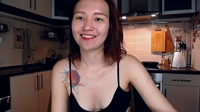 Kelly Yon online show from 09-15-25, 09:04