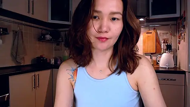 Snapshot of Kelly_Yon chatting on 09-24-25, 08:45 Kelly Yon online show from 09-24-25, 08:45