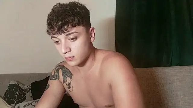 Snapshot of Joedonovan1 chatting on 09-24-25, 06:22 Joedonovan1 online show from 09-24-25, 06:22