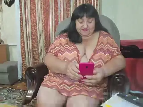 Snapshot of Nezsbudka chatting on 09-11-25, 03:01 Nezsbudka online show from 09-11-25, 03:01