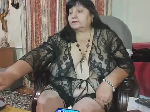 Snapshot of Nezsbudka chatting on 10-14-25, 02:51 Nezsbudka online show from 10-14-25, 02:51