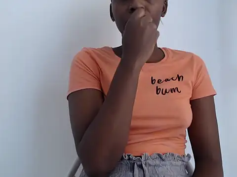 Snapshot of black___ghodess chatting on 09-29-25, 08:41 black   ghodess online show from 09-29-25, 08:41