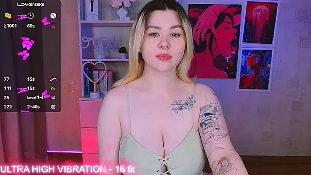 cutie mili online show from 02-25-25, 11:41