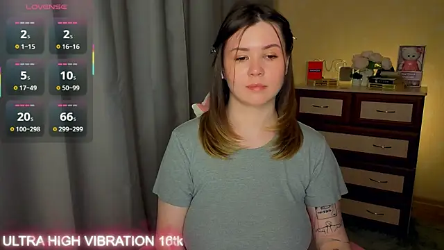 cutie mili online show from 04-25-26, 01:41