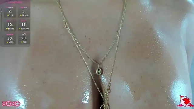 Snapshot of VenussVega chatting on 01-06-26, 09:18 VenussVega online show from 01-06-26, 09:18