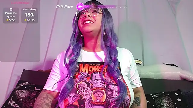 Snapshot of Ninatejeiros chatting on 10-09-25, 10:52 Ninatejeiros online show from 10-09-25, 10:52