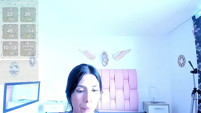 Snapshot of VeronikaOlsen chatting on 12-31-24, 06:35 VeronikaOlsen online show from 12-31-24, 06:35