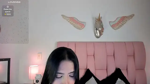 Snapshot of VeronikaOlsen chatting on 01-17-25, 05:42 VeronikaOlsen online show from 01-17-25, 05:42