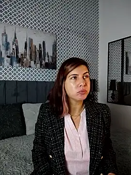 scarlett moore online show from 11-14-25, 02:27