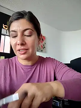 scarlett moore online show from 12-17-25, 12:44