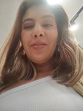 scarlett moore online show from 04-13-26, 03:50