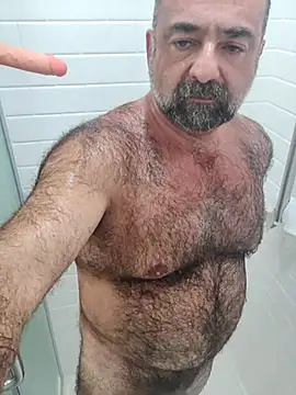 Snapshot of chainjulious chatting on 02-19-25, 10:31 chainjulious online show from 02-19-25, 10:31