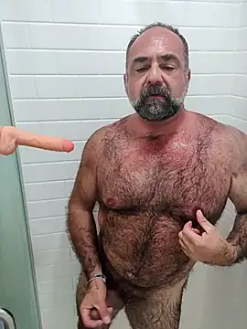 Snapshot of chainjulious chatting on 02-26-25, 11:48 chainjulious online show from 02-26-25, 11:48