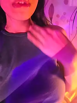 Snapshot of aloneathome chatting on 02-24-26, 01:20 aloneathome online show from 02-24-26, 01:20