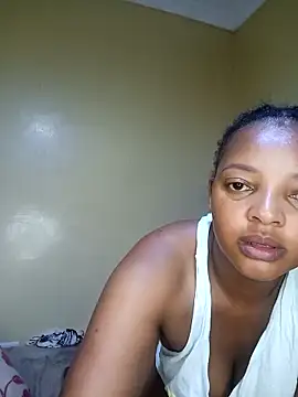 Snapshot of Miss_lisa- chatting on 06-19-26, 01:10 Miss lisa- online show from 06-19-26, 01:10