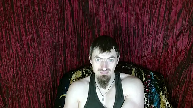 Snapshot of ConanJones chatting on 10-06-25, 03:20 ConanJones online show from 10-06-25, 03:20