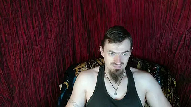 Snapshot of ConanJones chatting on 11-08-25, 11:10 ConanJones online show from 11-08-25, 11:10