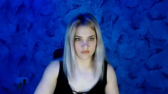 Snapshot of nika_gold1 chatting on 02-22-25, 07:47 nika gold1 online show from 02-22-25, 07:47