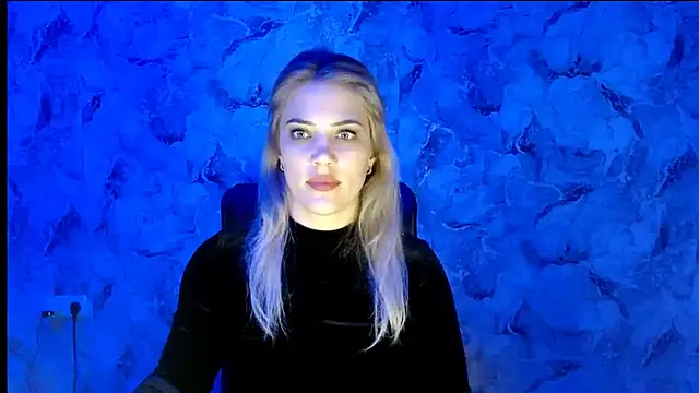 Snapshot of nika_gold1 chatting on 09-29-25, 07:40 nika gold1 online show from 09-29-25, 07:40