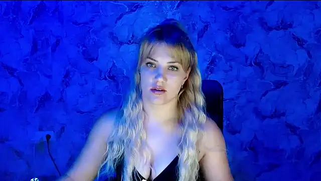Snapshot of nika_gold1 chatting on 07-10-26, 09:06 nika gold1 online show from 07-10-26, 09:06