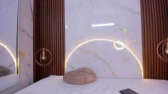 Snapshot of danisaenz_ chatting on 01-23-25, 08:56 danisaenz online show from 01-23-25, 08:56