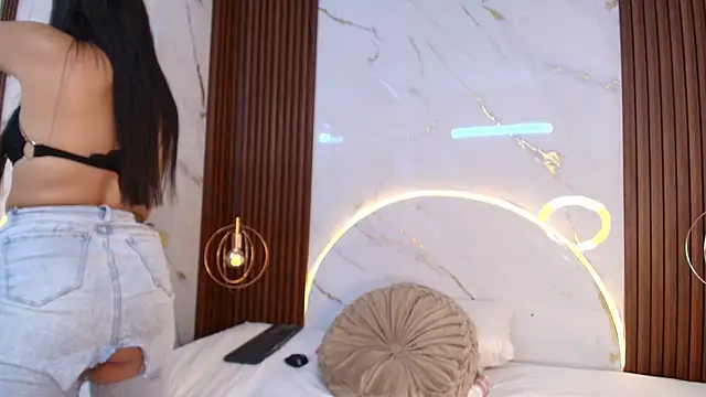 Snapshot of danisaenz_ chatting on 01-31-25, 08:12 danisaenz online show from 01-31-25, 08:12