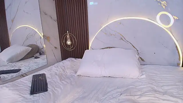 Snapshot of danisaenz_ chatting on 02-20-25, 08:58 danisaenz online show from 02-20-25, 08:58