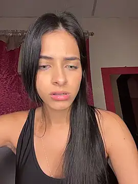 Snapshot of violetta-brown1 chatting on 12-05-25, 03:26 violetta-brown1 online show from 12-05-25, 03:26