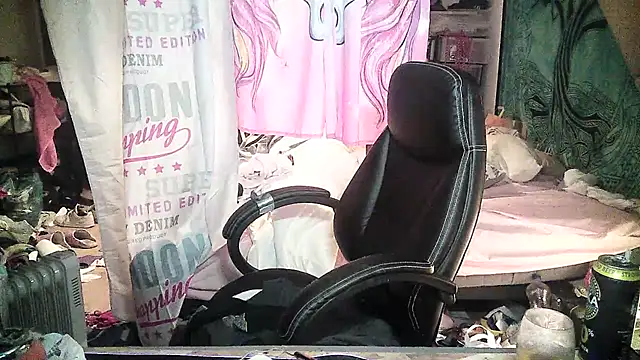 Ombeline1 online show from 02-13-25, 02:42