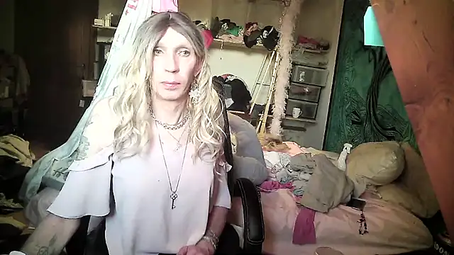 Ombeline1 online show from 03-03-25, 04:56