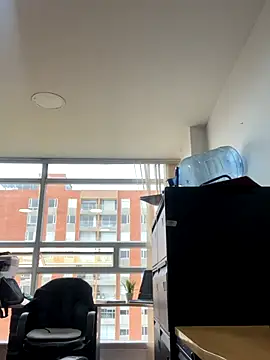 Snapshot of Juana19 chatting on 11-11-25, 01:55 Juana19 online show from 11-11-25, 01:55