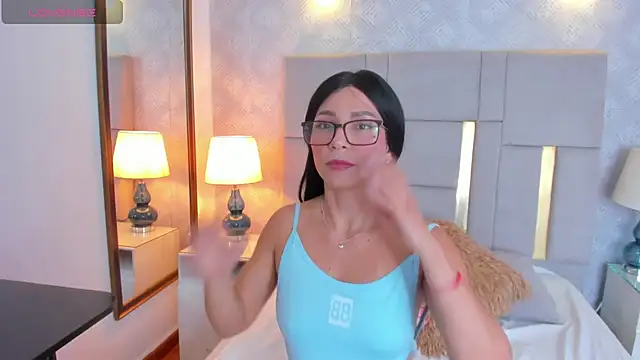 Camilaa Sanchez  online show from 02-24-25, 11:54