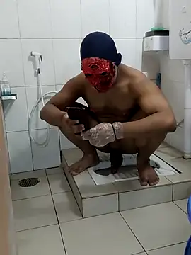 Snapshot of zentaishow chatting on 12-15-25, 06:39 zentaishow online show from 12-15-25, 06:39