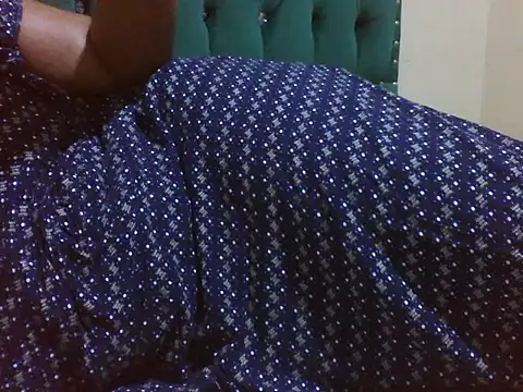 Sexy Riri online show from 04-08-26, 07:41