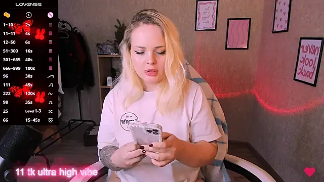 Snapshot of flower_sarah_ chatting on 03-05-25, 07:05 flower sarah online show from 03-05-25, 07:05