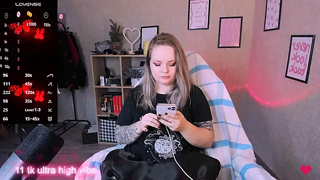 Snapshot of flower_sarah_ chatting on 03-07-25, 02:34 flower sarah online show from 03-07-25, 02:34