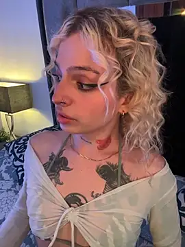 Bonnie vega online show from 09-20-25, 09:27