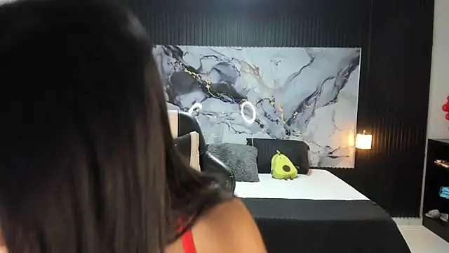 Ivy 16 online show from 03-13-25, 01:18