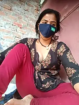 Snapshot of Mamta_Chaterjee chatting on 11-05-25, 02:22 Mamta Chaterjee online show from 11-05-25, 02:22