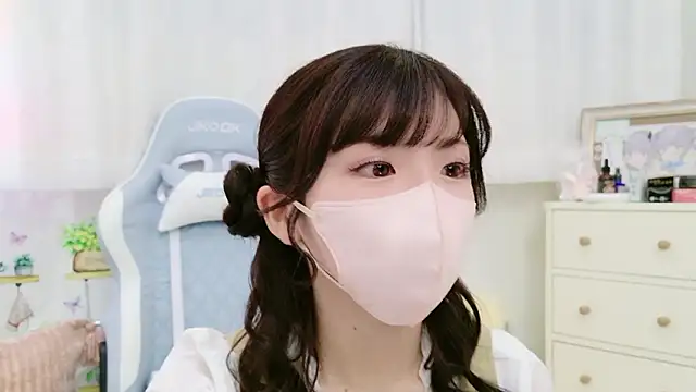 -minami- online show from 10-02-25, 12:01