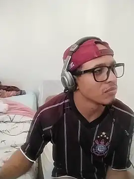 Snapshot of Piroca_doce18 chatting on 11-20-25, 05:45 Piroca doce18 online show from 11-20-25, 05:45