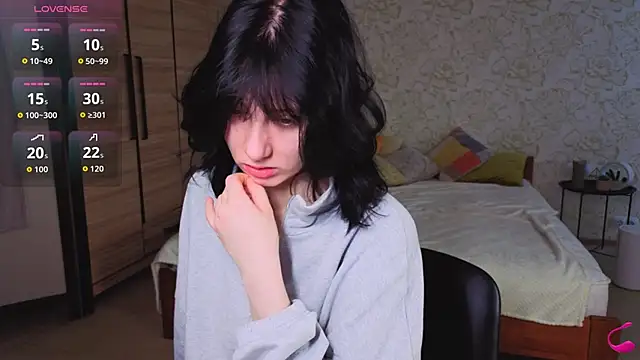 JulisSweet online show from 11-16-25, 07:58