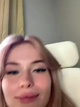 Vladamais online show from 02-25-25, 03:16