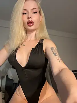 Vladamais online show from 07-23-26, 04:27