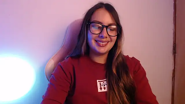 Snapshot of lalawhitte chatting on 01-14-26, 10:36 lalawhitte online show from 01-14-26, 10:36