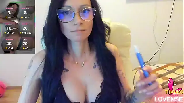 kissnicol32 online show from 03-25-26, 05:52