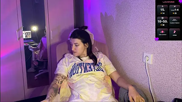 Katrin  kiss online show from 02-10-25, 08:10