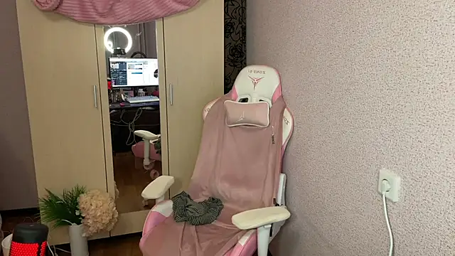 Katrin  kiss online show from 11-23-25, 09:14